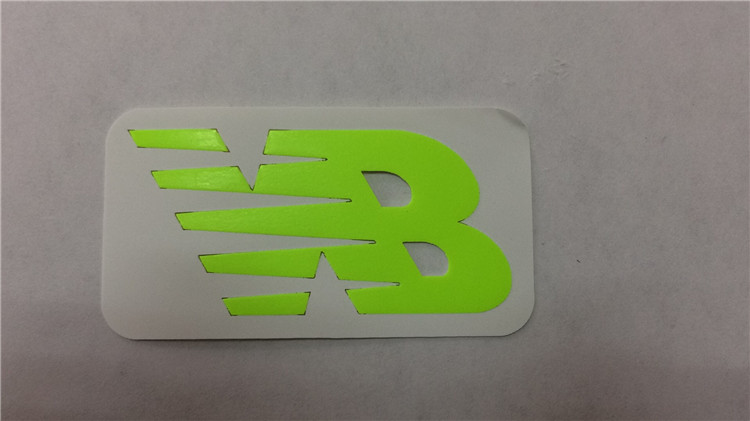 荧光绿切割烫画(图1)